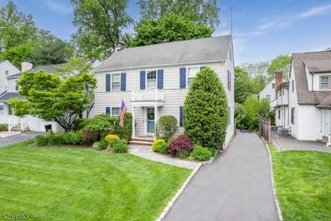 59 Elmwood Pl, Millburn, NJ 07078