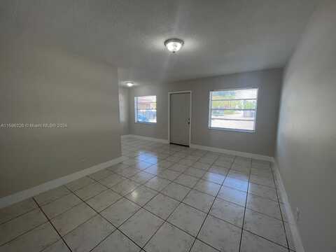 3071 NW 43rd St, Lauderdale Lakes, FL 33309