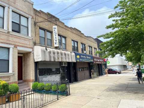 60-60 Fresh Pond Road, Maspeth, NY 11378