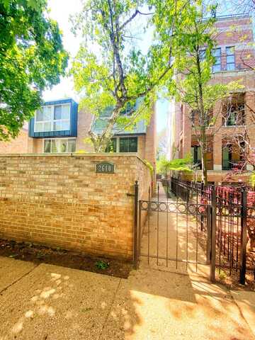 2610 N ORCHARD Street, Chicago, IL 60614