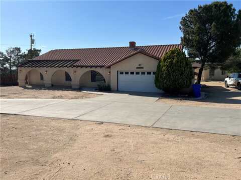18820 Otomian Road, Apple Valley, CA 92307