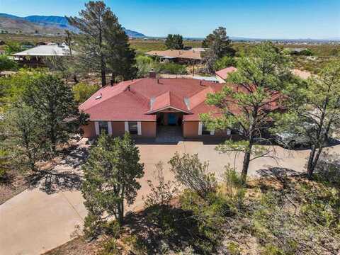 36 Villa Lucia ST, La Luz, NM 88337