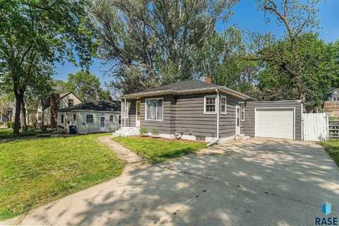 816 S Western Ave, Sioux Falls, SD 57104
