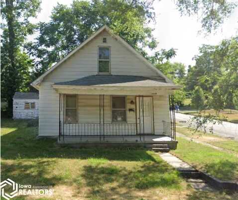 1101 Des Moines Street, Keokuk, IA 52632