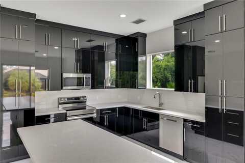 118 GREEN PINE PARK, ROTONDA WEST, FL 33947