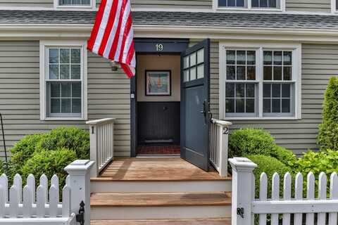 19 Tremont Street, Provincetown, MA 02657