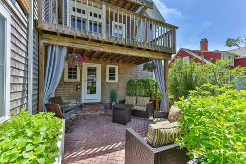 442 Commercial Street, Provincetown, MA 02657