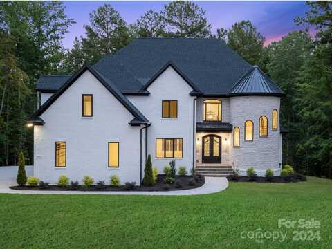 937 Fern Hill Road, Mooresville, NC 28117