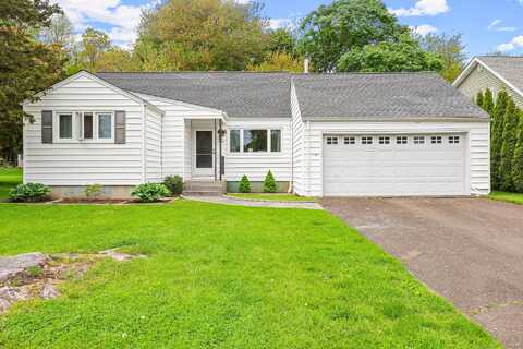 8 Shelbourne Road, Trumbull, CT 06611