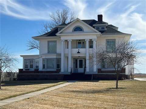 525 Maple Street, Fontanelle, IA 50846