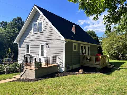 110 THRUSH ST, Danville, VA 24540