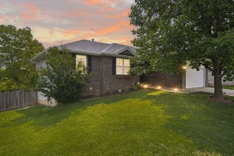 229 West Mazzy Drive, Springfield, MO 65803
