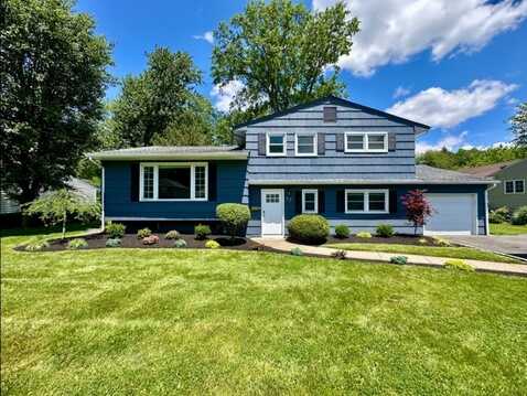 37 Twin Oaks Oval, Springfield, NJ 07081