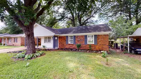 8439 Booneville Drive, Southaven, MS 38671
