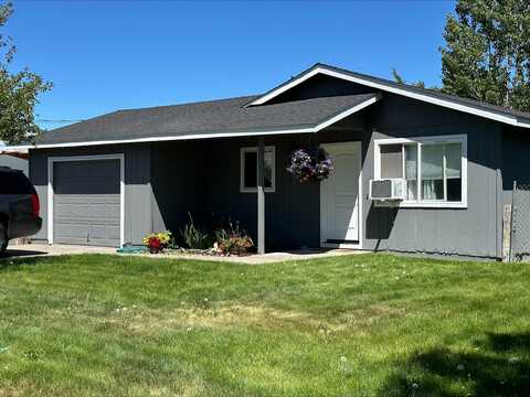 2434 SW 29th Street, Redmond, OR 97756