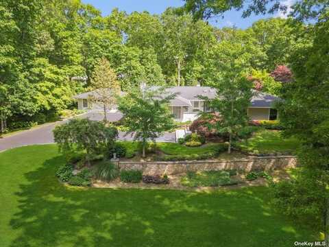 8 Westbourne Lane, Melville, NY 11747