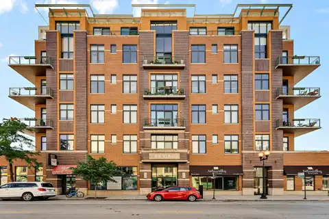 3631 N Halsted Street, Chicago, IL 60613