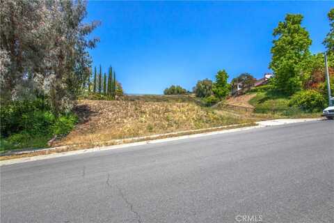 835 La Solana Drive, Redlands, CA 92373