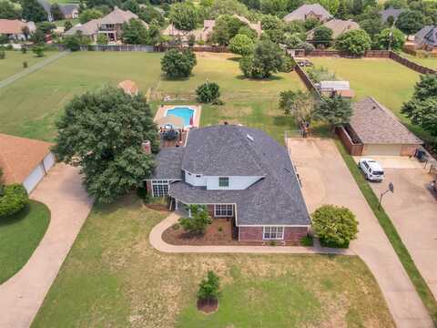 924 Valley View Avenue, Red Oak, TX 75154