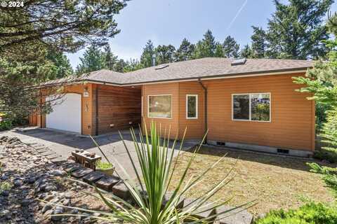 1240 SW CHAD DR, Waldport, OR 97394