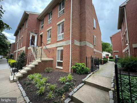 500 S CHARLES STREET, BALTIMORE, MD 21201