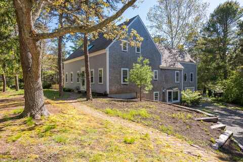 70 Uncle Deanes Road, South Chatham, MA 02659