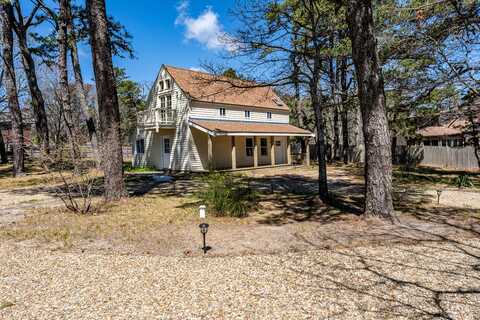 587 State Highway Route 6, Wellfleet, MA 02667