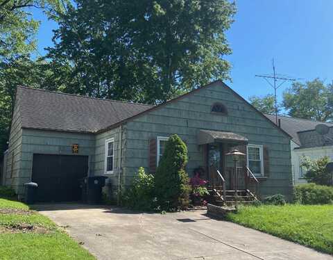 1414 Hollywood Street NE, Warren, OH 44483