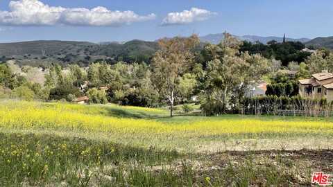 6000 Lapworth Dr, Agoura Hills, CA 91301