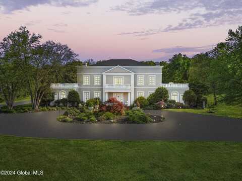 8 Sage Estate, Menands, NY 12204