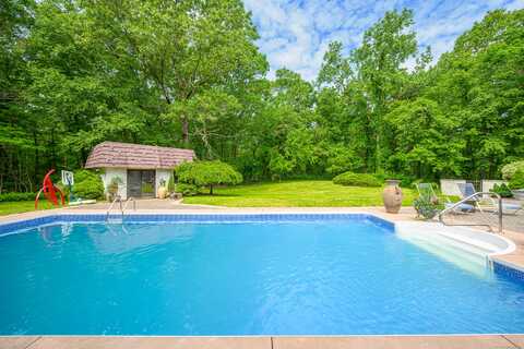 40 Old Quarry Road, Woodbridge, CT 06525