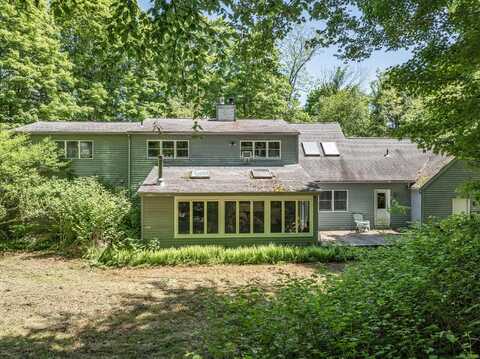 340 Hanks Hill Road, Mansfield Center, CT 06268