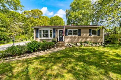 382 Toll Gate Road, Groton, CT 06340