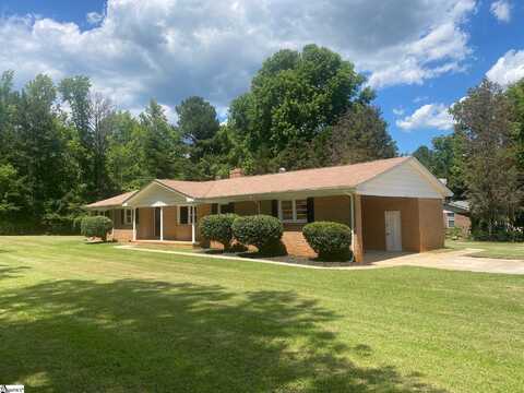 141 Carroll Drive, Laurens, SC 29360