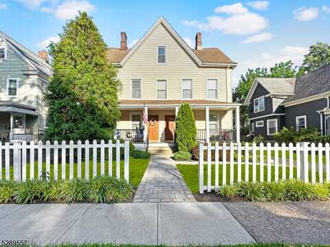 21 Hillside Ave, Chatham, NJ 07928