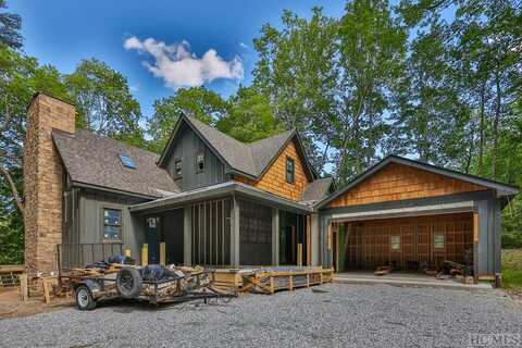 205 Upper Whitewater Road, Sapphire, NC 28774