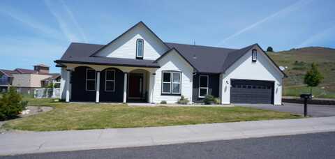 1807 Harmony Lane, Klamath Falls, OR 97601