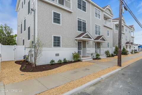 808 SE Central Avenue, Seaside Park, NJ 08752