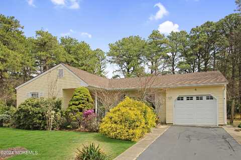 4 Ashmont Court, Whiting, NJ 08759