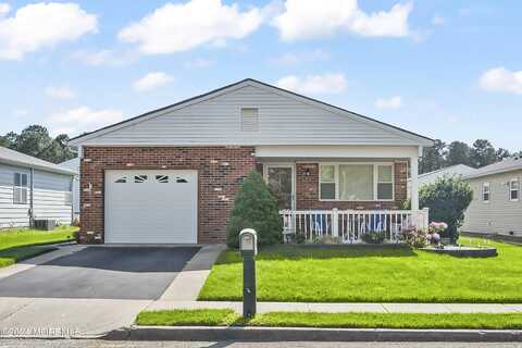 22 Merrilee Lane, Toms River, NJ 08757