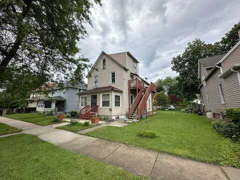 913 S Victory Street, Waukegan, IL 60085