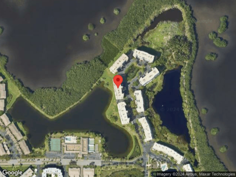 Shoreline Dr, Saint Petersburg, FL 33708