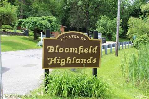 5 Highland, Bloomfield Hills, MI 48302