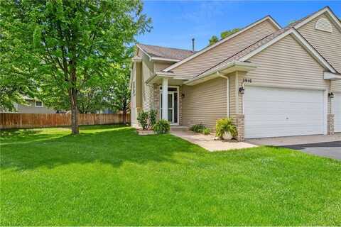 3916 124th Circle NW, Coon Rapids, MN 55433
