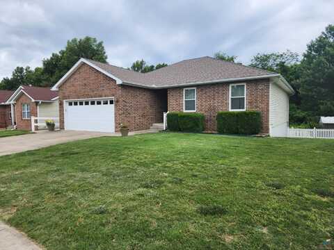 901 S D & T, Clinton, MO 64735