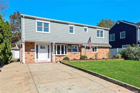 Land, WESTBURY, NY 11590