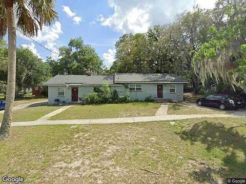 Oak, PALATKA, FL 32177