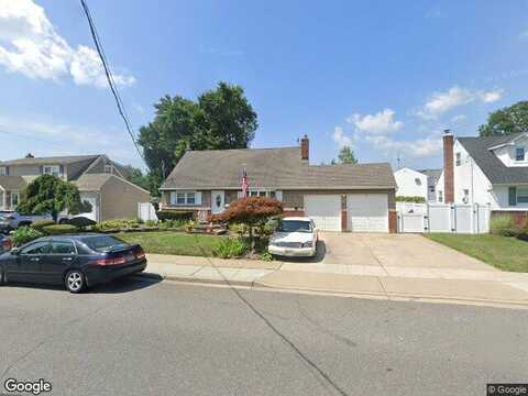 Oakfield, NORTH BELLMORE, NY 11710