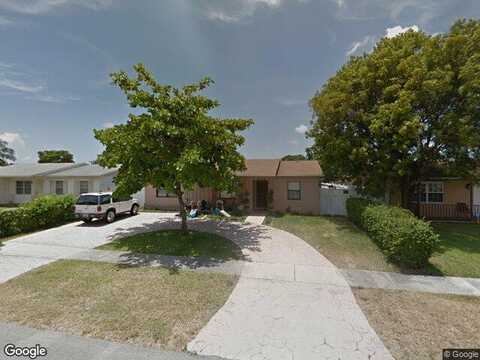 7Th, NORTH LAUDERDALE, FL 33068