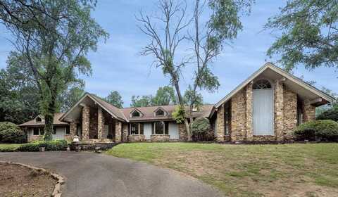 1222 Stanley Russ, Conway, AR 72034